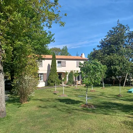 Familiale Aux Portes Du Médoc Et à 2 Pas De Bordeaux Villa *
