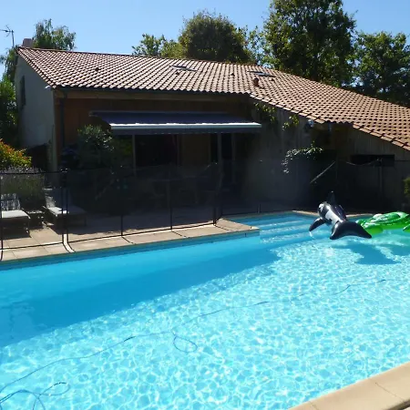 Villa Familiale Aux Portes Du Medoc Et A 2 Pas De Bordeaux Blanquefort (Gironde)